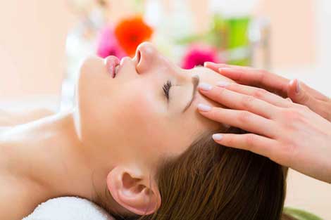 Indian Head Image Indian Head Massage